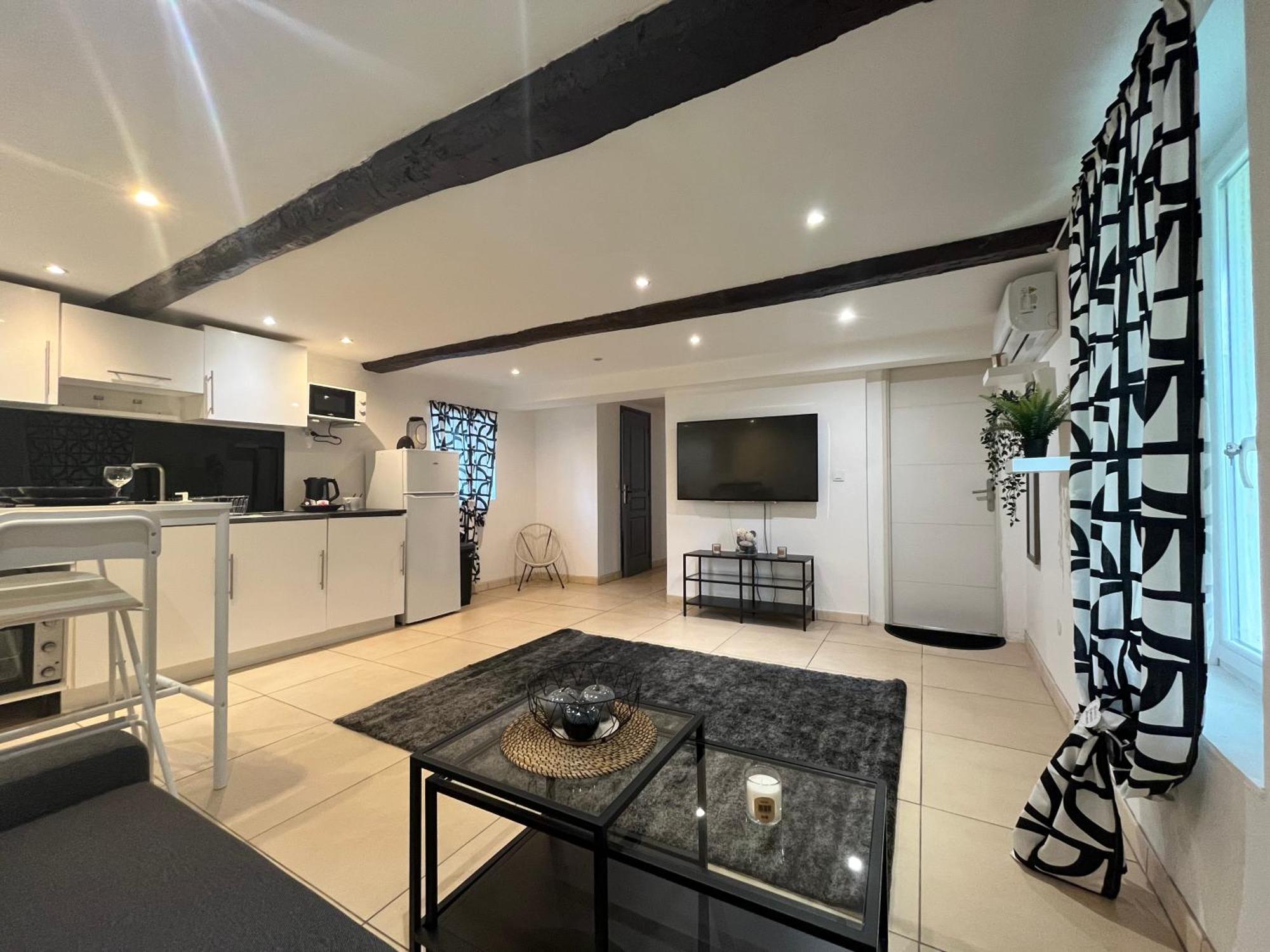 Appartement Avec Piscine Au Milieu Des Vignes Les Arcs-sur-Argens Εξωτερικό φωτογραφία